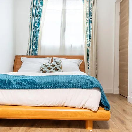 T2 Pres De Cdg Apartamento *